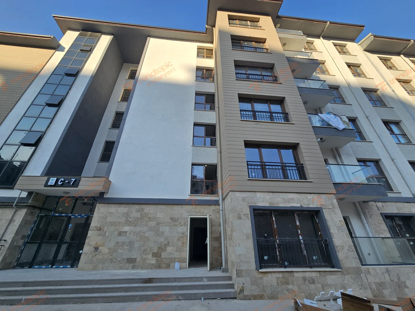 Nfsden Gemlik Cihatlı Toki C2 Arakat Manzaralı Kiralık 2+1 Daire